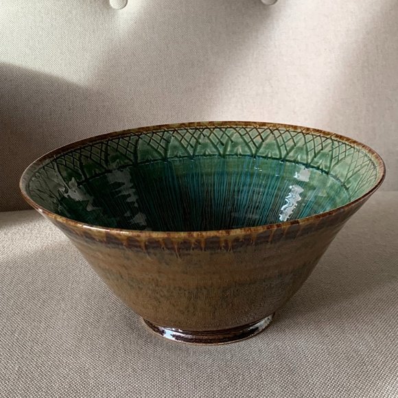 Handmade Large ceramic Serving Bowl by Blanket Creek Pottery - Picture 3 of 9